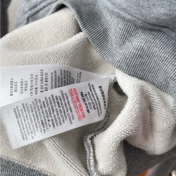 Burberry Gray Hoodie with Plaid Lining Size XL - Picture 6 of 6